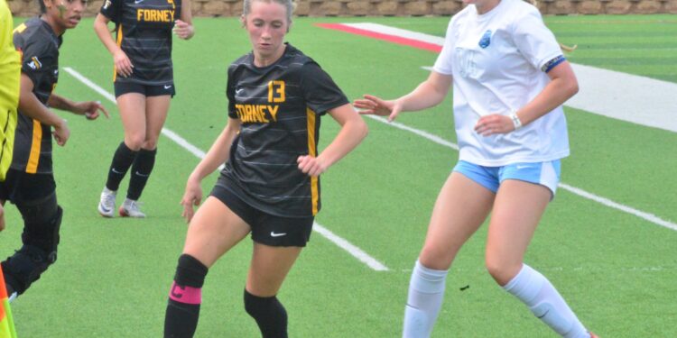 Kingwood scores last-second goal, Forney comes up short in title game shootout