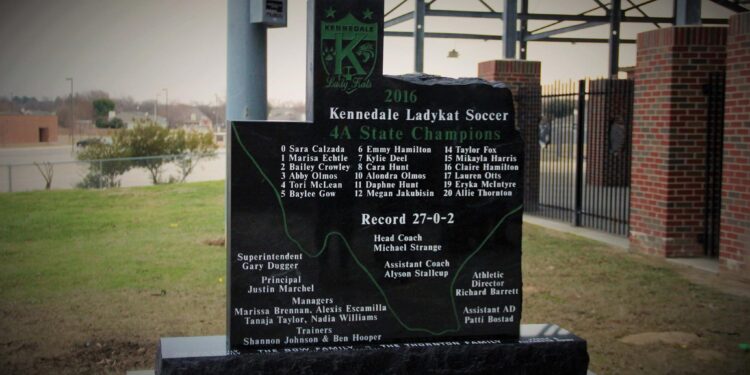 Remembering a dominant Kennedale girls soccer team that won back-to-back titles