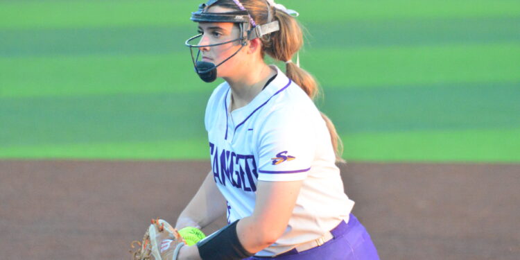 Sanger holds off Prosper Richland late to win Game 1 of regional final champ series